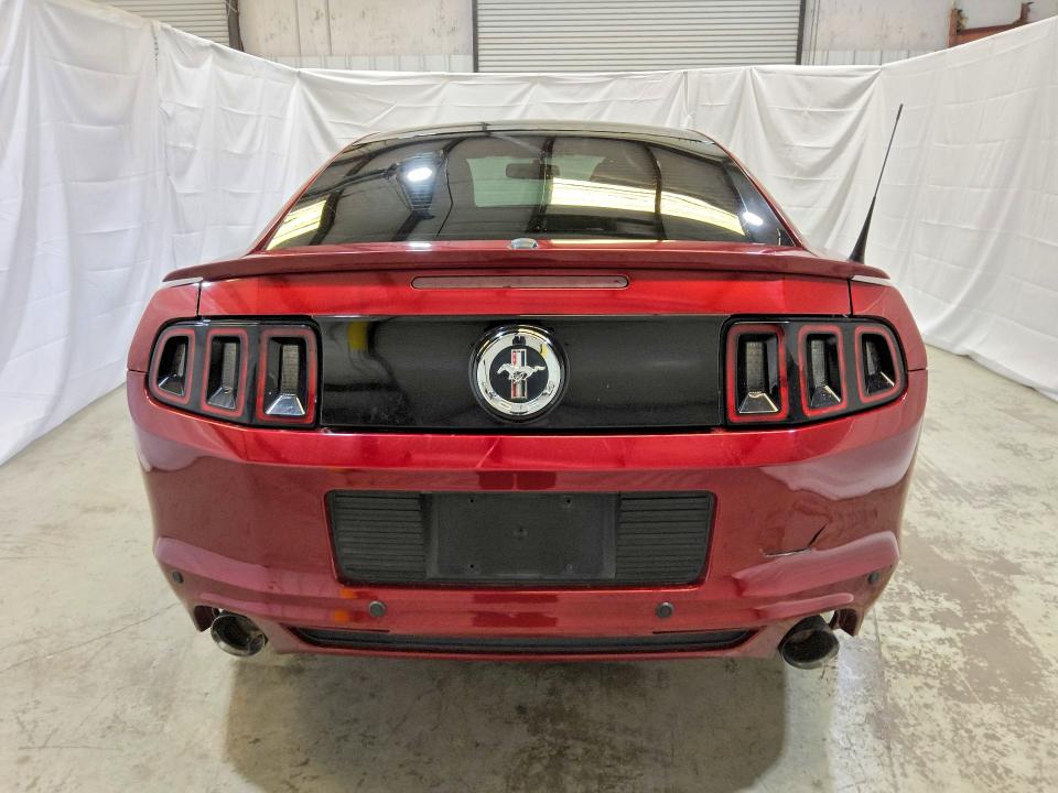 Продажа на аукционе авто 2014 Ford Mustang, vin: 1ZVBP8AM6E5321908, номер лота: 61022426