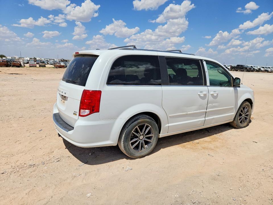 64942046 :رقم المزاد ، 2C4RDGCG1HR818626 vin ، 2017 Dodge Grand Caravan مزاد بيع