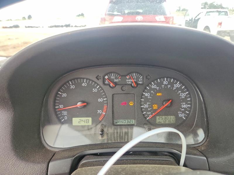 64659196 :رقم المزاد ، 3VWSA29M5YM012707 vin ، 2000 Volkswagen Jetta مزاد بيع