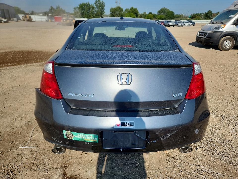 67008586 :رقم المزاد ، 1HGCS2B89AA010576 vin ، 2010 Honda Accord مزاد بيع