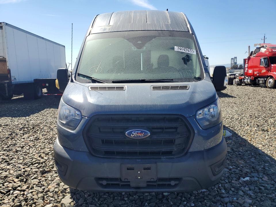62324266 :رقم المزاد ، 1FTBR3X84LKB27743 vin ، 2020 Ford Transit مزاد بيع