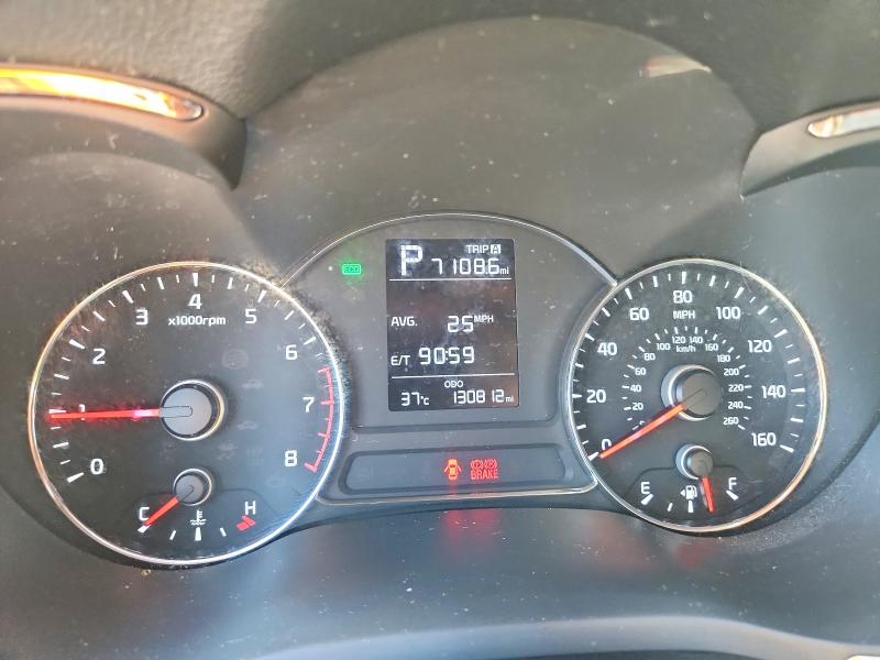 65371136 :رقم المزاد ، 3KPFK4A71JE168231 vin ، 2018 Kia Forte مزاد بيع