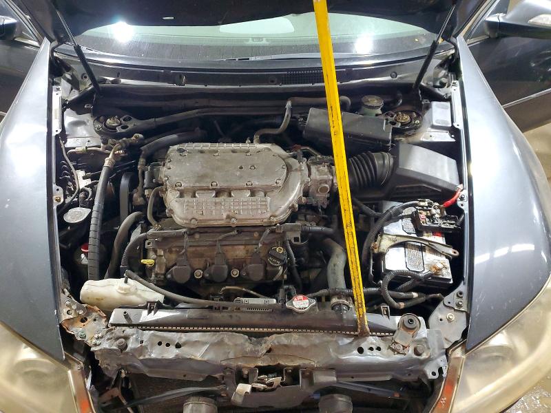 2005 Acura Rl მანქანა იყიდება აუქციონზე, vin: JH4KB16585C021288, აუქციონის ნომერი: 65143026