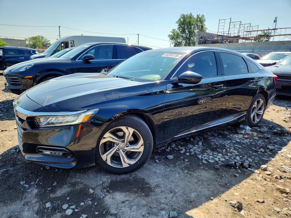 Продаж на аукціоні авто 2018 Honda Accord, vin: 1HGCV1F46JA106710, номер лоту: 64245136
