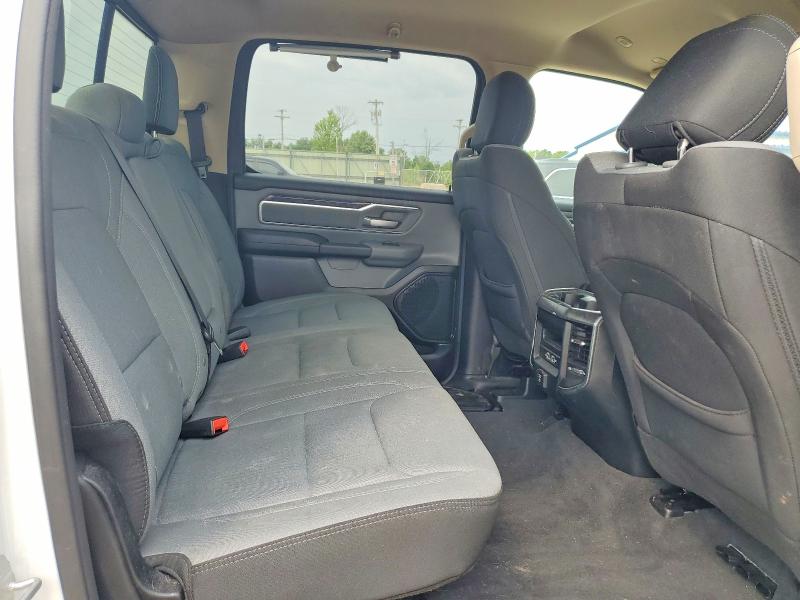 63530186 :رقم المزاد ، 1C6SRFFT2KN766277 vin ، 2019 Ram 1500 مزاد بيع