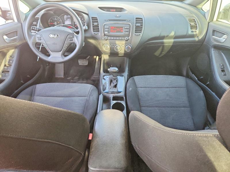 2017 Kia Forte მანქანა იყიდება აუქციონზე, vin: 3KPFK4A79HE156693, აუქციონის ნომერი: 64225566
