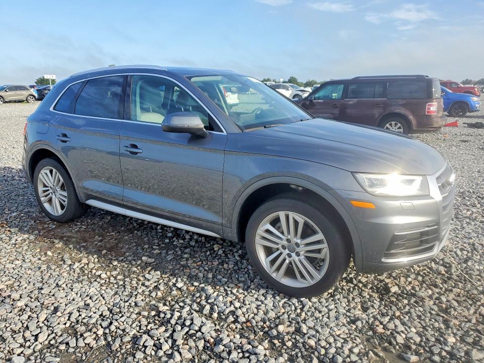 2018 Audi Q5 მანქანა იყიდება აუქციონზე, vin: WA1BNAFY9J2199966, აუქციონის ნომერი: 64305856