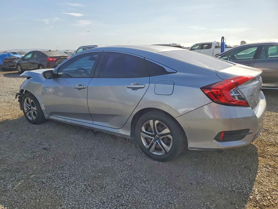 63913396 :رقم المزاد ، 2HGFC2F57JH543795 vin ، 2018 Honda Civic مزاد بيع