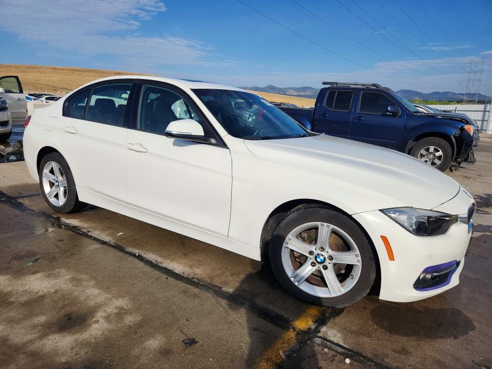 2016 Bmw 328 მანქანა იყიდება აუქციონზე, vin: WBA8E3C51GK503559, აუქციონის ნომერი: 64834836