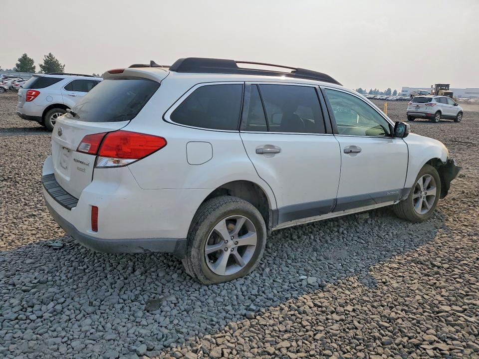 Aukcja sprzedaży 2014 Subaru Outback, vin: 4S4BRBPC5E3309183, numer aukcji: 64815906