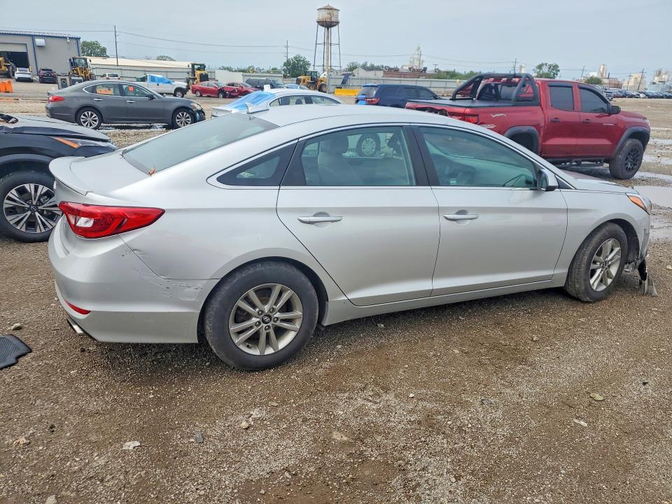 64037086 :رقم المزاد ، 5NPE24AF8HH528734 vin ، 2017 Hyundai Sonata مزاد بيع
