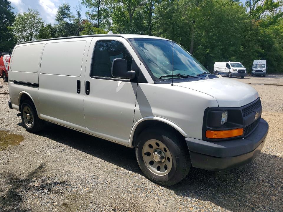 65590816 :رقم المزاد ، 1GCSGAFX1D1158507 vin ، 2013 Chevrolet Express G1500 مزاد بيع