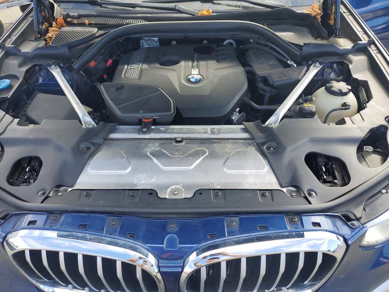 67376366 :رقم المزاد ، 5UXTR9C51JLD72091 vin ، 2018 Bmw X3 مزاد بيع