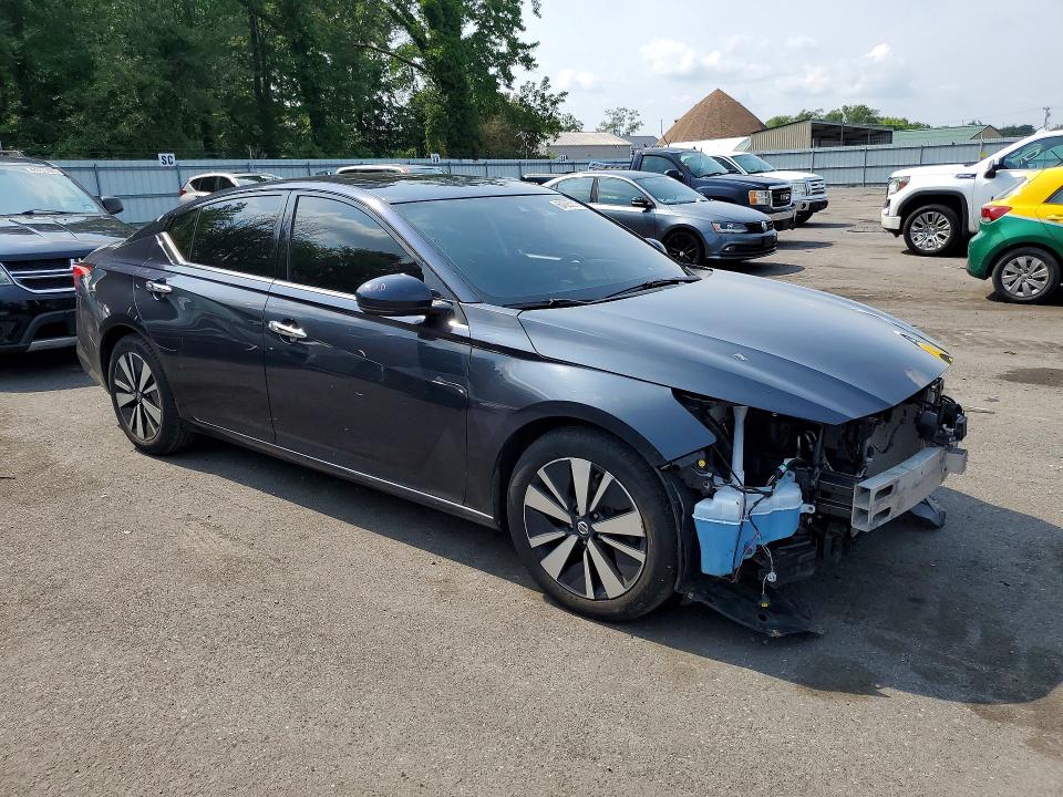 Продажа на аукционе авто 2019 Nissan Altima, vin: 1N4BL4EV6KC230970, номер лота: 64825316