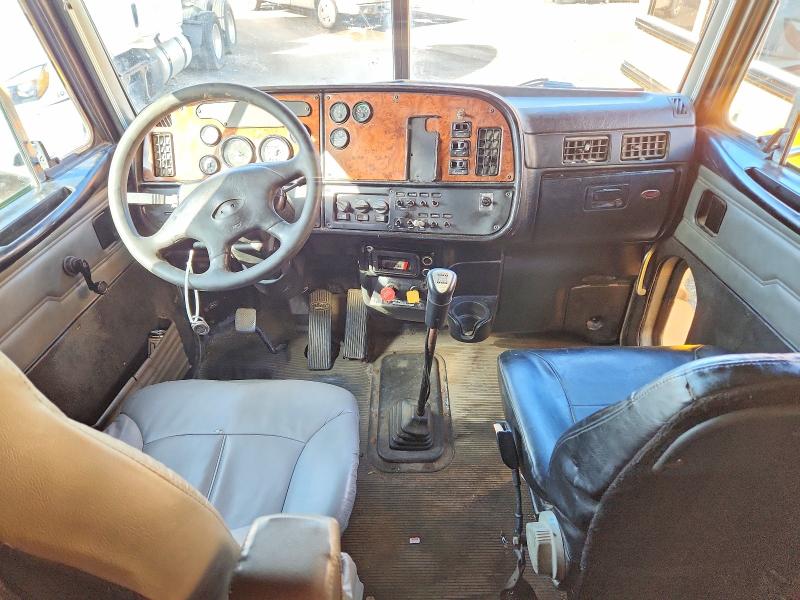 Продажа на аукционе авто 2003 Peterbilt 385, vin: 1XPGDU9X13N803481, номер лота: 64518126