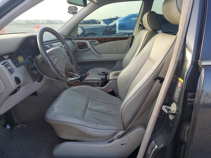 64961096 :رقم المزاد ، WDBJH65J92X080618 vin ، 2002 Mercedes-benz E مزاد بيع
