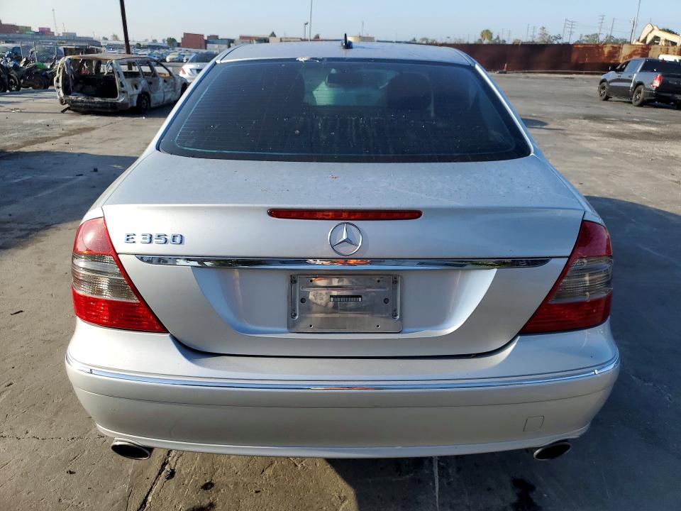 Продажа на аукционе авто 2008 Mercedes-benz E, vin: WDBUF56X18B259161, номер лота: 64140186