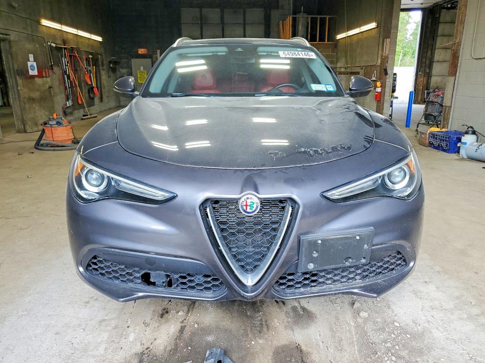 64984146 :رقم المزاد ، ZASPAKBN1M7D17211 vin ، 2021 Alfa Romeo Stelvio مزاد بيع