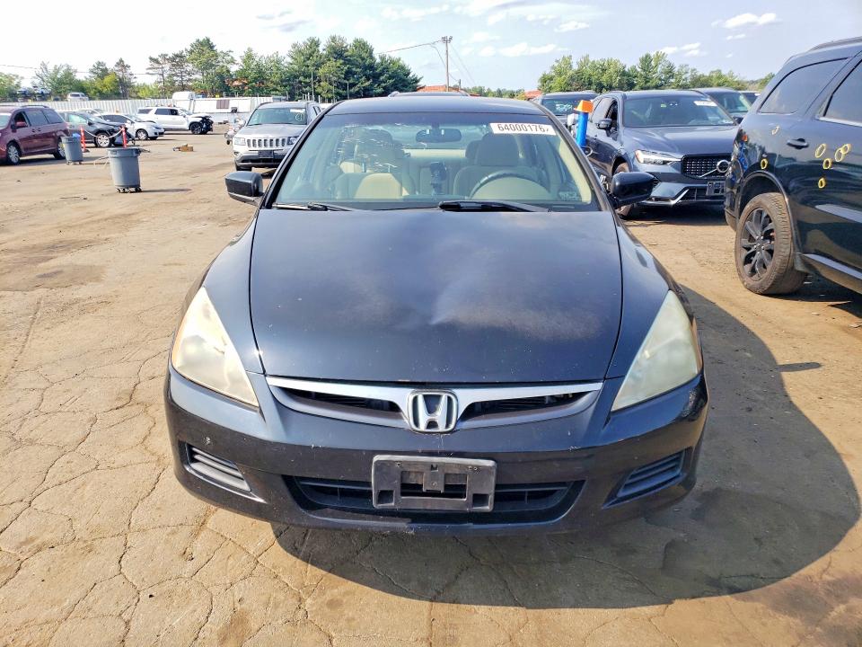 64000176 :رقم المزاد ، 1HGCM56416A004684 vin ، 2006 Honda Accord مزاد بيع