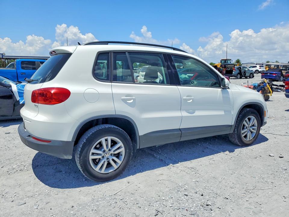 64836726 :رقم المزاد ، WVGAV7AX4GW520294 vin ، 2016 Volkswagen Tiguan مزاد بيع