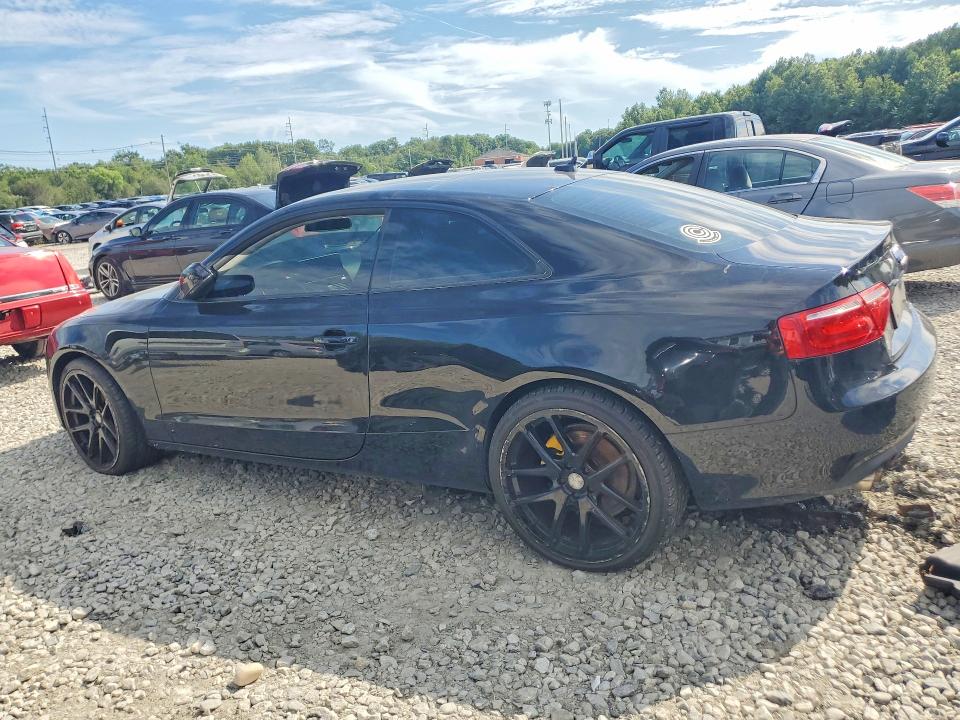 2011 Audi A5 მანქანა იყიდება აუქციონზე, vin: WAUCFAFR2BA021238, აუქციონის ნომერი: 64012196
