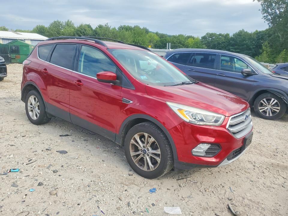 2017 Ford Escape მანქანა იყიდება აუქციონზე, vin: 1FMCU9GD1HUB30402, აუქციონის ნომერი: 66263396