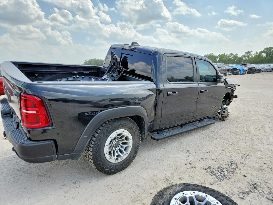 63210636 :رقم المزاد ، 1C6SRFUP3SN650236 vin ، 2025 Ram 1500 مزاد بيع