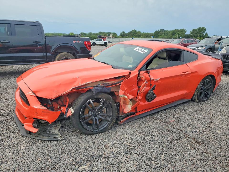 64244446 :رقم المزاد ، 1FA6P8TH6G5242302 vin ، 2016 Ford Mustang مزاد بيع