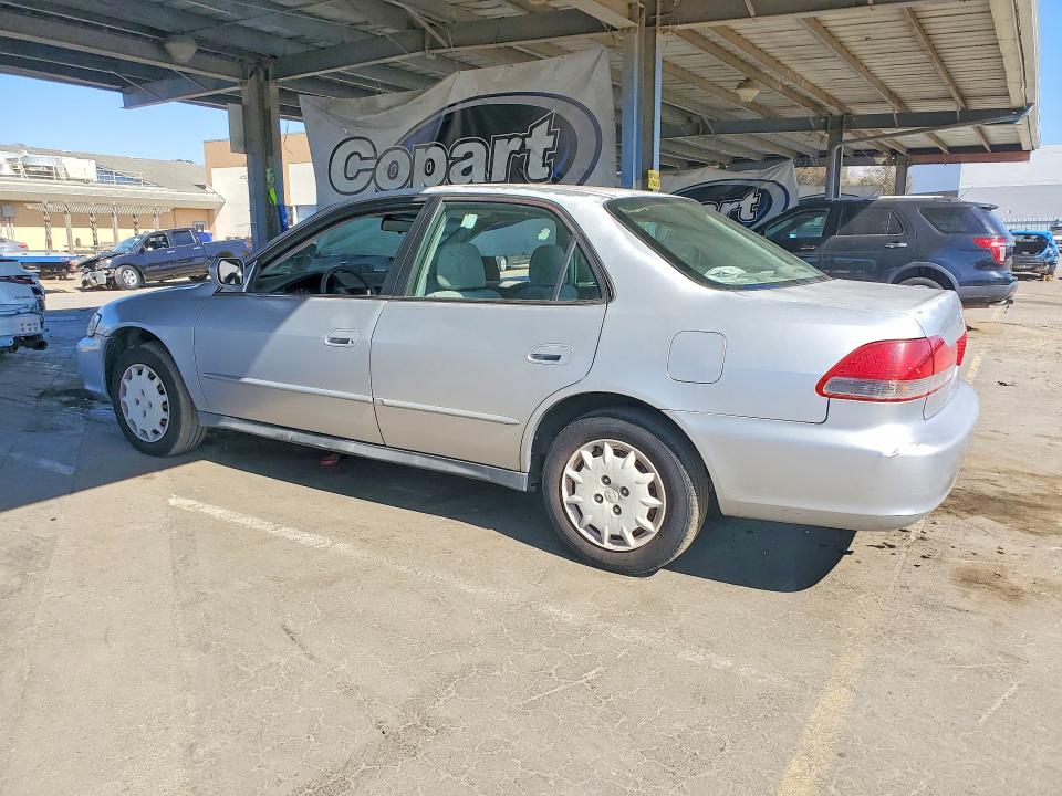 2002 Honda Accord მანქანა იყიდება აუქციონზე, vin: 3HGCG665X2G706794, აუქციონის ნომერი: 64104606