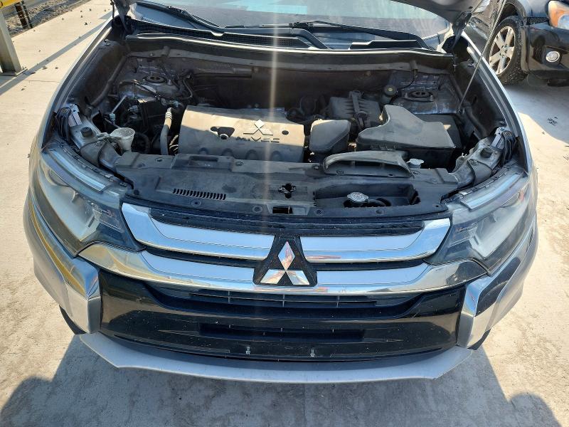 2016 Mitsubishi Outlander მანქანა იყიდება აუქციონზე, vin: JA4AD3A32GZ013156, აუქციონის ნომერი: 63340286