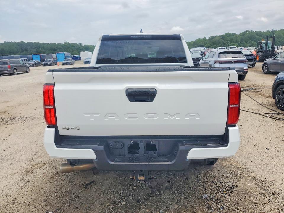 2026 Toyota Tacoma მანქანა იყიდება აუქციონზე, vin: 3TMLB5JN4TM222606, აუქციონის ნომერი: 64108056