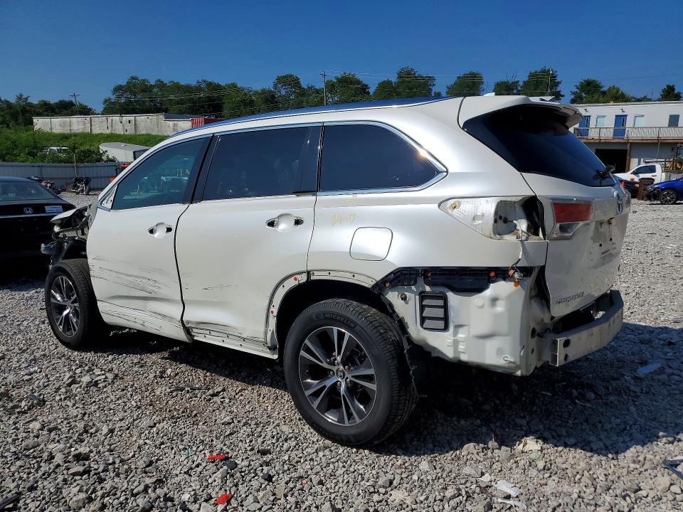 Продажа на аукционе авто 2016 Toyota Highlander, vin: 5TDJKRFH4GS317772, номер лота: 63130106