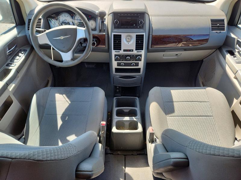 Продаж на аукціоні авто 2010 Chrysler Town & Country, vin: 2A4RR2D1XAR404842, номер лоту: 67106476
