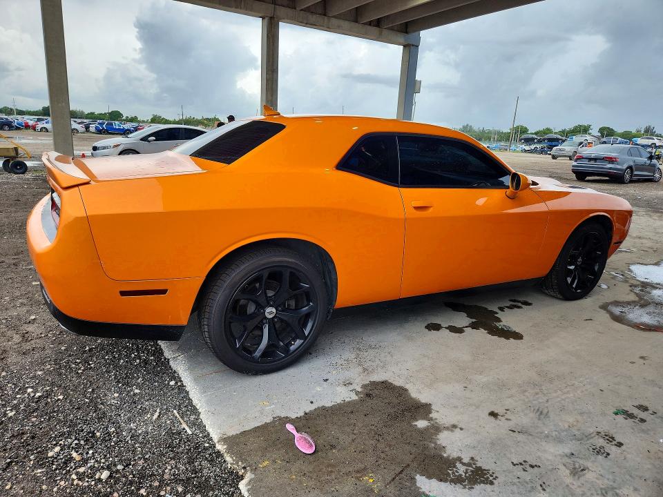 2018 Dodge Challenger მანქანა იყიდება აუქციონზე, vin: 2C3CDZBT1JH251852, აუქციონის ნომერი: 63936986
