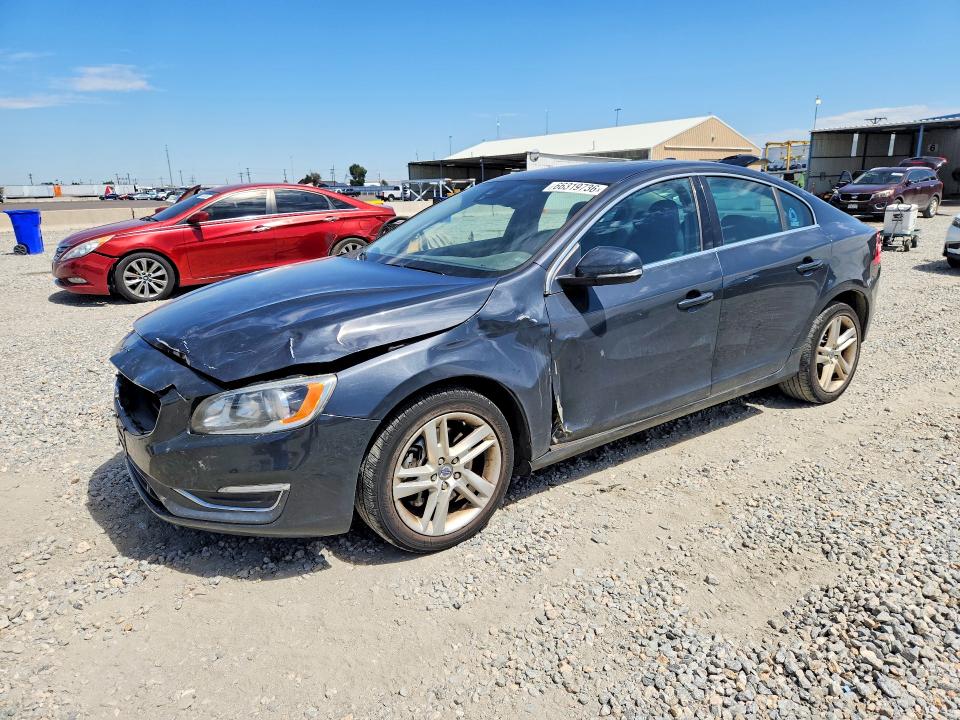 66319736 :رقم المزاد ، YV1612TK5F1351578 vin ، 2015 Volvo S60 مزاد بيع