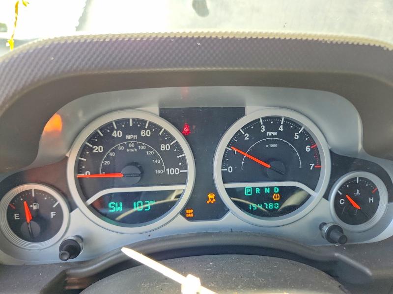 2008 Jeep Wrangler Unlimited მანქანა იყიდება აუქციონზე, vin: 1J4GA59168L525637, აუქციონის ნომერი: 63263456
