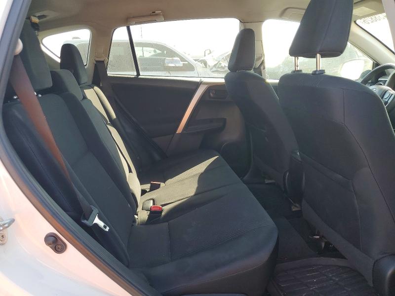 63438826 :رقم المزاد ، 2T3ZFREV5EW121494 vin ، 2014 Toyota Rav4 مزاد بيع