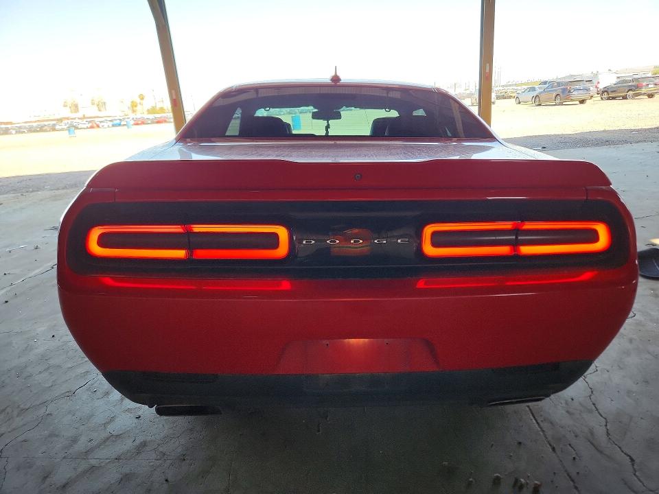 2016 Dodge Challenger მანქანა იყიდება აუქციონზე, vin: 2C3CDZBT8GH276160, აუქციონის ნომერი: 66131706