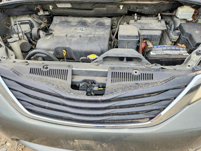 Aukcja sprzedaży 2011 Toyota Sienna, vin: 5TDKK3DC7BS023851, numer aukcji: 63054186