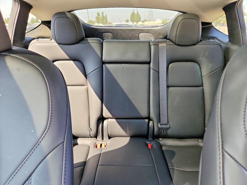 64772966 :رقم المزاد ، 7SAYGDED3SF276598 vin ، 2025 Tesla Model Y مزاد بيع