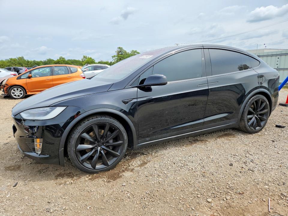 Auction sale of the 2017 Tesla Model X, vin: 5YJXCBE27HF048748, lot number: 66729826