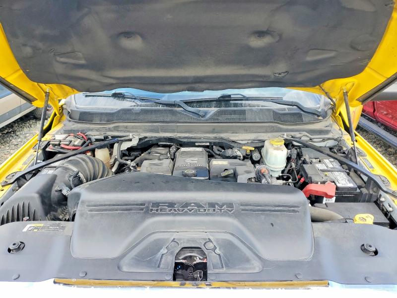 64183006 :رقم المزاد ، 3C7WRMDL5KG648219 vin ، 2019 Ram 5500 مزاد بيع