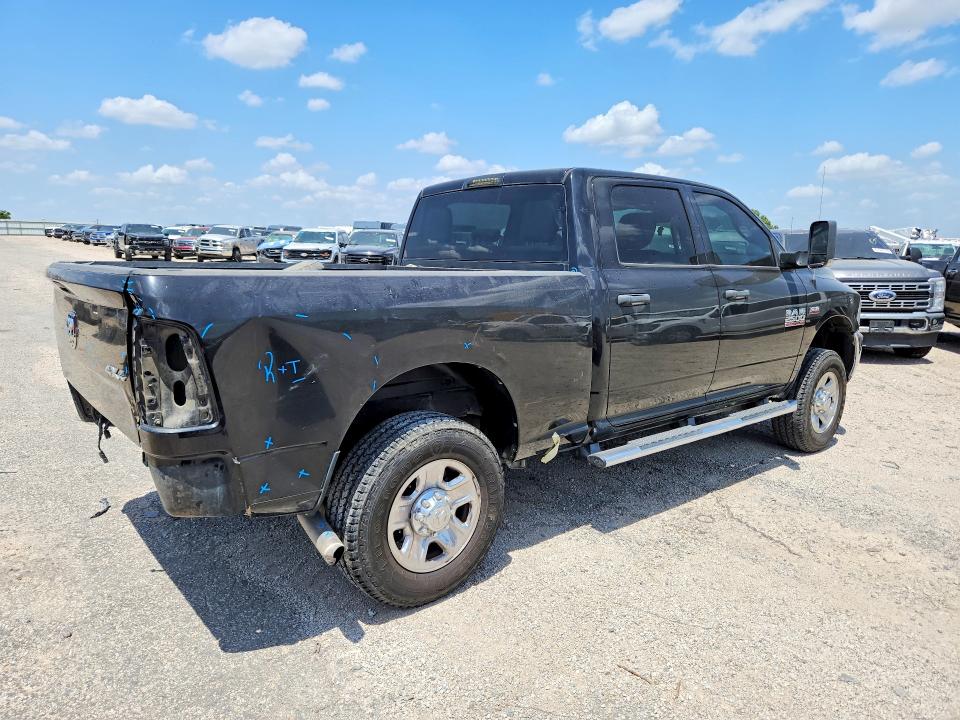 61789216 :رقم المزاد ، 3C6UR5CJ7FG655390 vin ، 2015 Ram 2500 مزاد بيع
