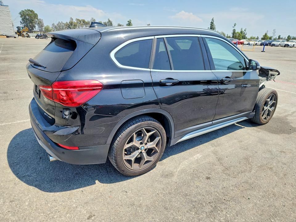 Auction sale of the 2018 Bmw X1, vin: WBXHU7C35J3H43913, lot number: 64636906
