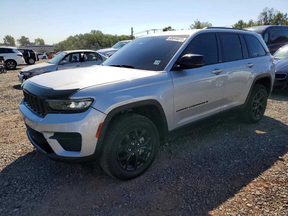 Auction sale of the 2024 Jeep Grand Cherokee, vin: 1C4RJHAG4RC108857, lot number: 65644076