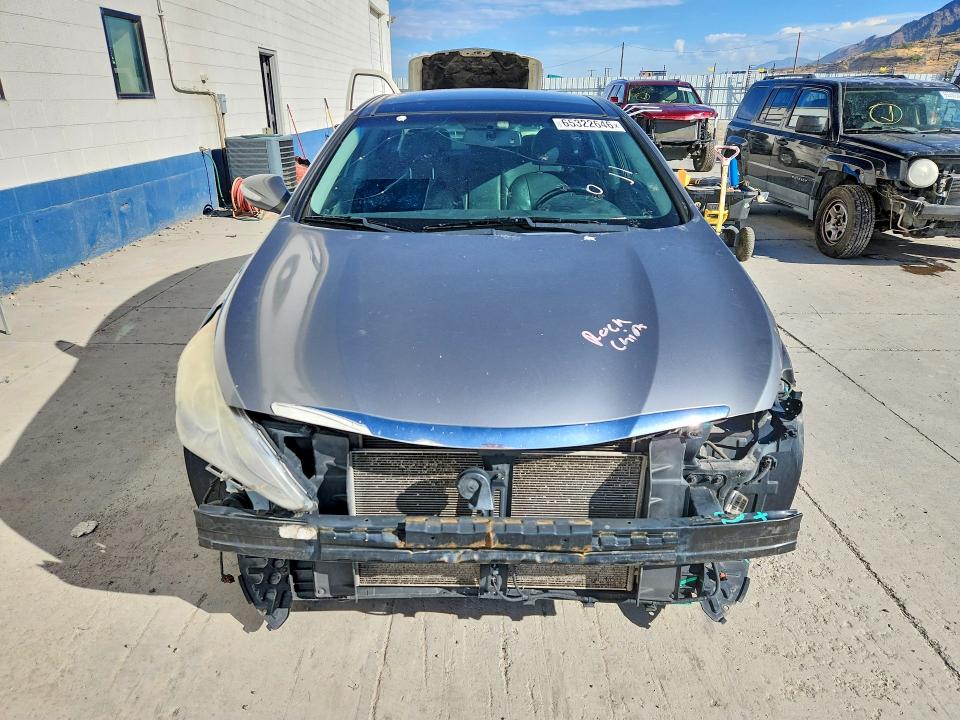 65322646 :رقم المزاد ، 5NPEC4AC4DH681141 vin ، 2013 Hyundai Sonata مزاد بيع