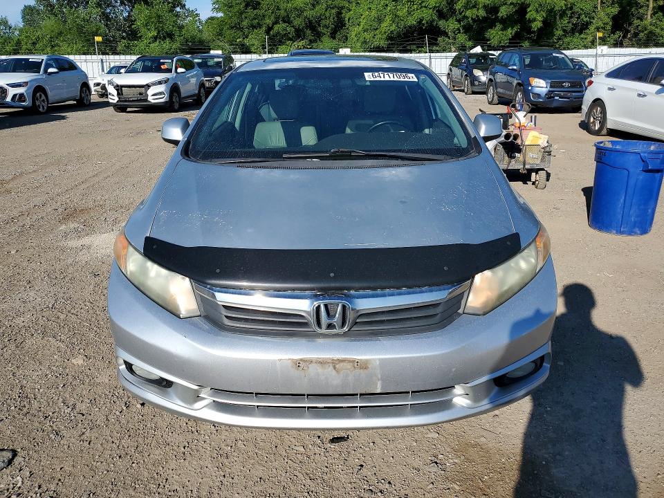Продажа на аукционе авто 2012 Honda Civic, vin: 2HGFB2F9XCH117611, номер лота: 64717096