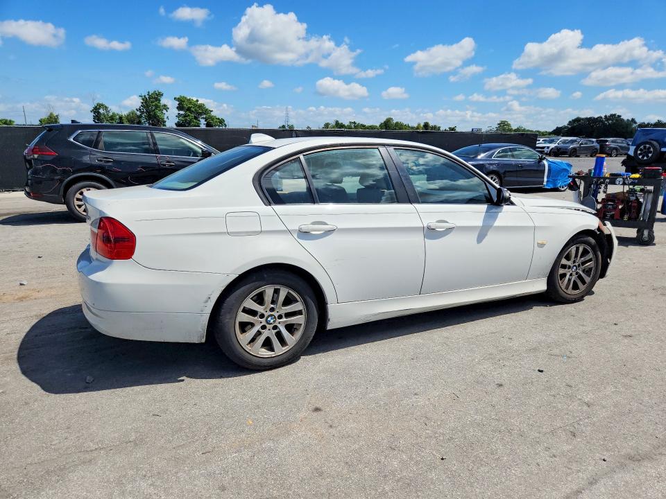 65321956 :رقم المزاد ، WBAVB13526PT00505 vin ، 2006 Bmw 325 مزاد بيع