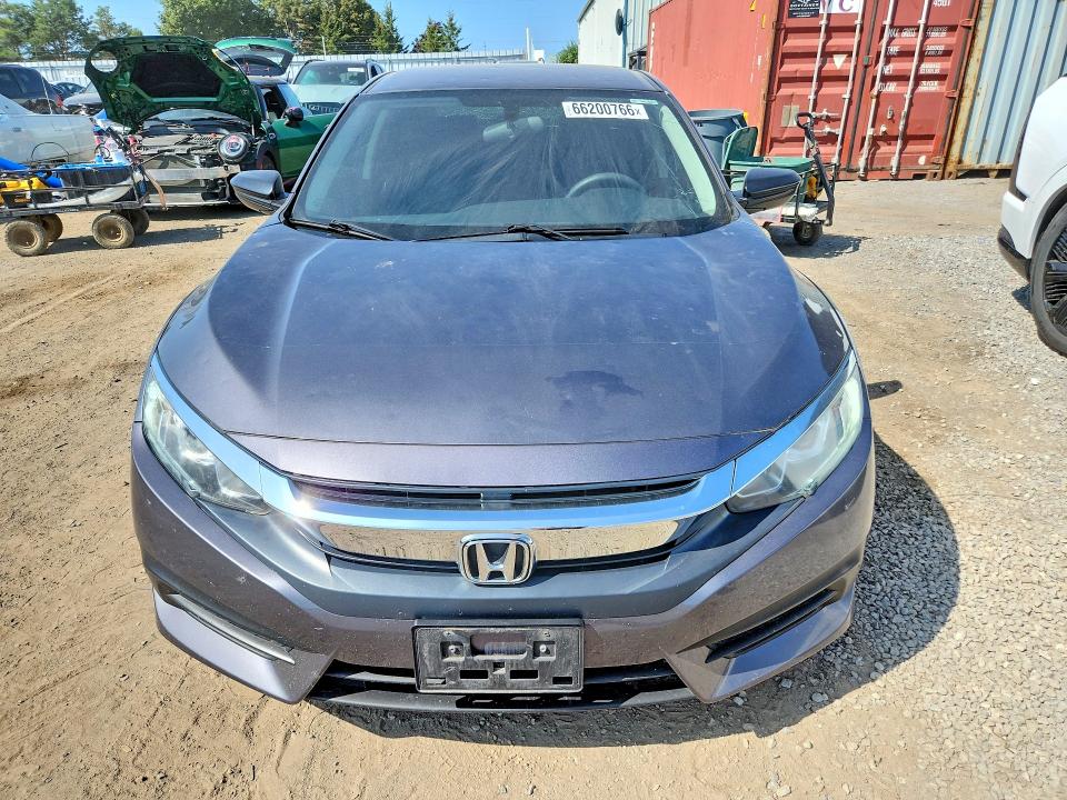 Продаж на аукціоні авто 2018 Honda Civic, vin: 2HGFC2E20JH022635, номер лоту: 66200766
