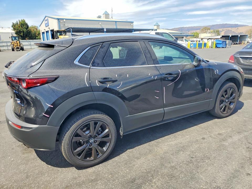 63967076 :رقم المزاد ، 3MVDMBEY6PM517339 vin ، 2023 Mazda Cx-30 مزاد بيع